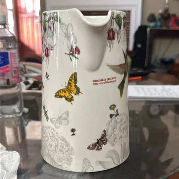 Portmeirion Botanic Hummingbird Pitcher - Picture 2 of 5